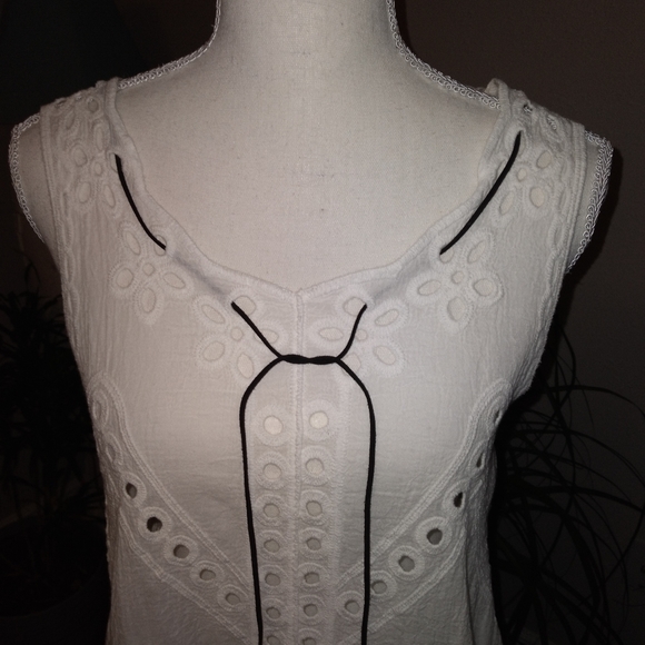 3 for $10 White Lace and Crochet Type Top - Picture 2 of 5